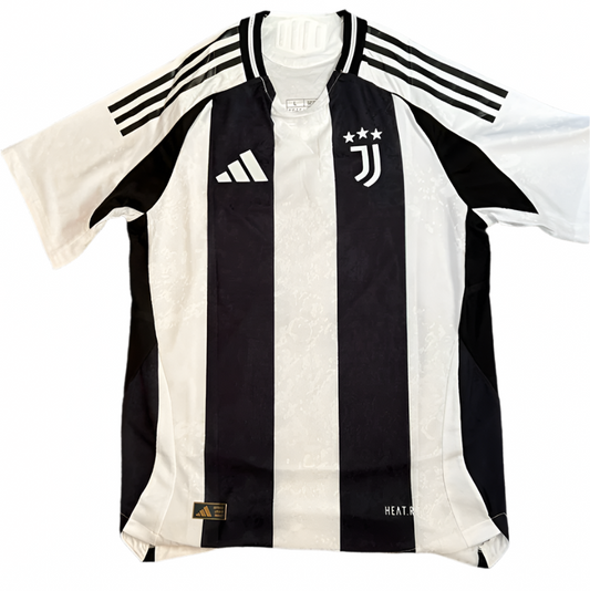 Juventus home shirt 24/25